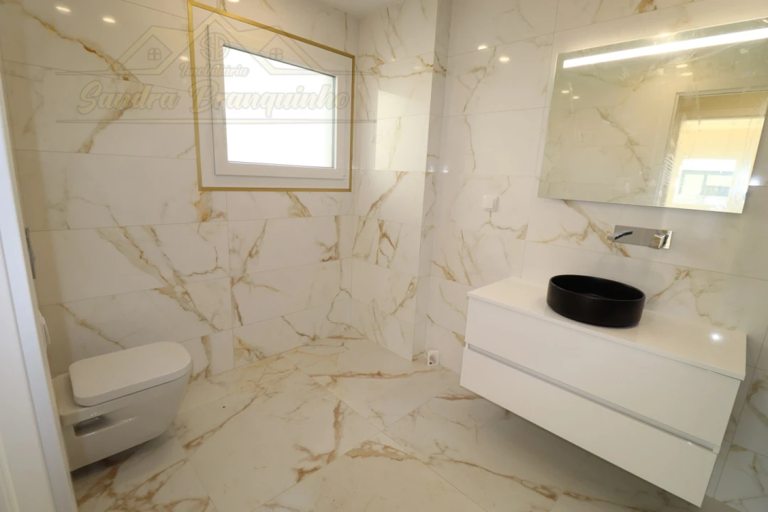 Moradia T5 para Venda em Ponte do Rol Foto 77