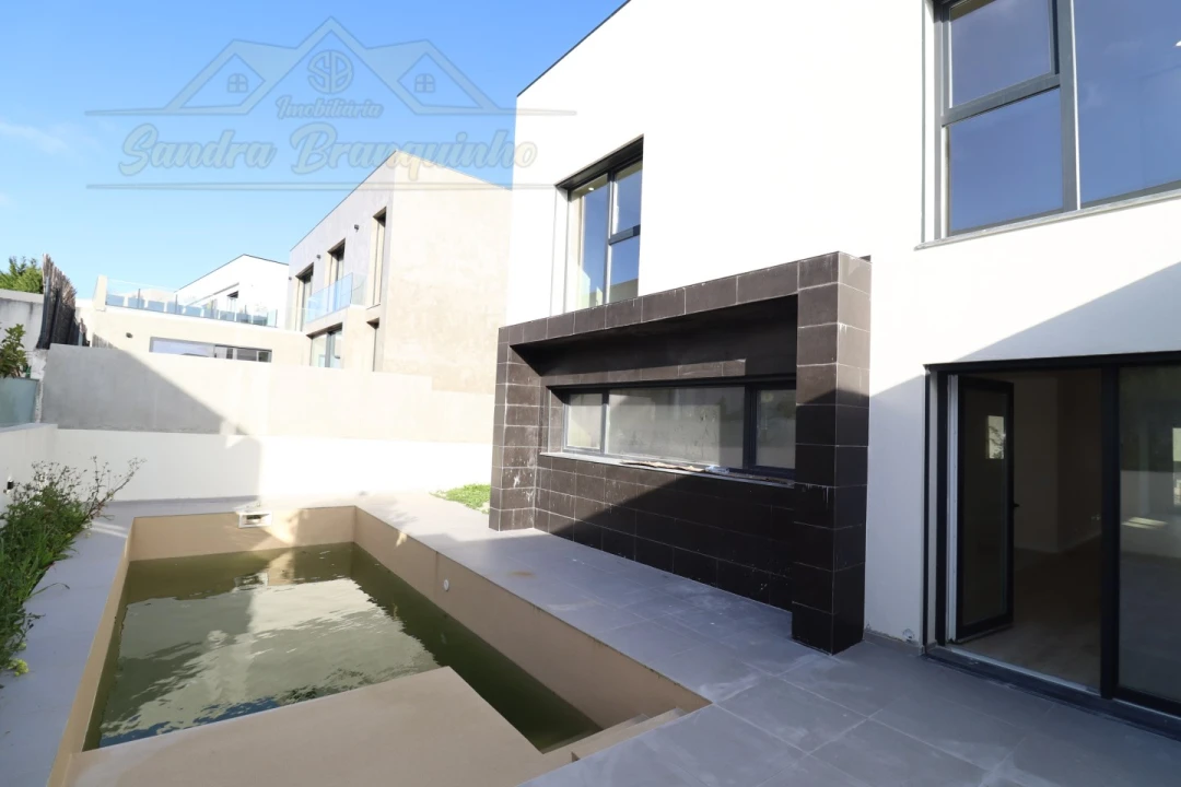 Moradia T5 para Venda em Ponte do Rol Foto 84