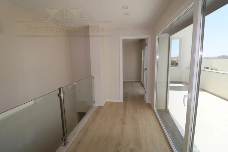 Moradia T5 para Venda em Ponte do Rol Foto 31