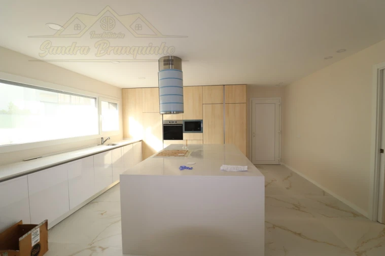 Moradia T5 para Venda em Ponte do Rol Foto 35