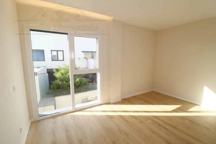 Moradia T5 para Venda em Ponte do Rol Foto 71