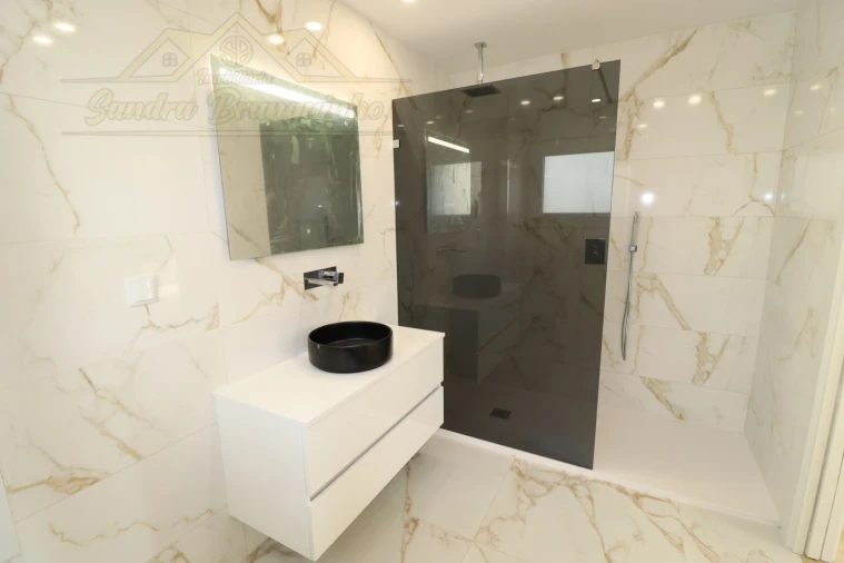 Moradia T5 para Venda em Ponte do Rol Foto 78