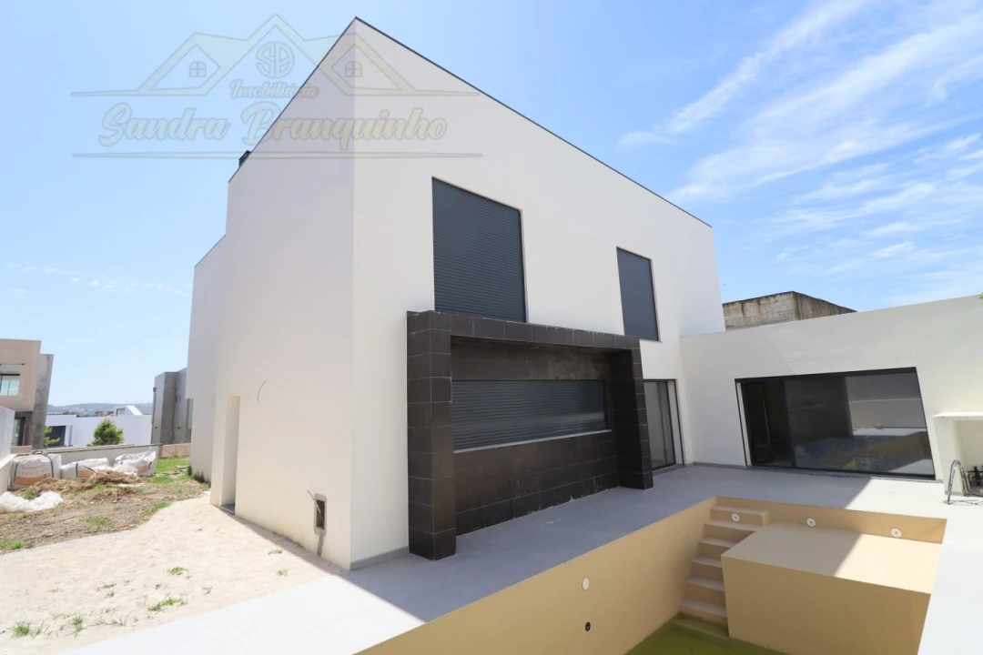 Moradia T5 para Venda em Ponte do Rol Foto 17