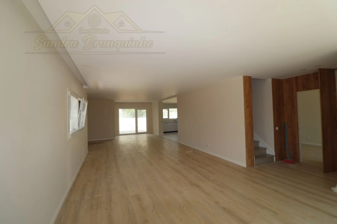 Moradia T5 para Venda em Ponte do Rol Foto 28