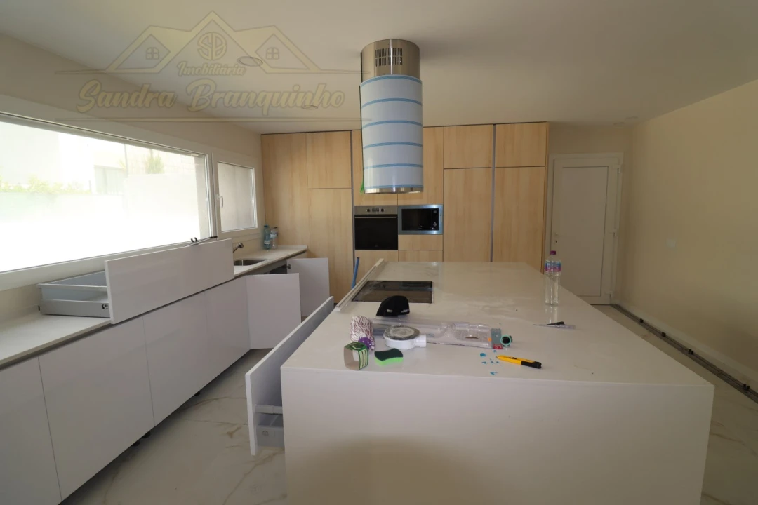 Moradia T5 para Venda em Ponte do Rol Foto 30