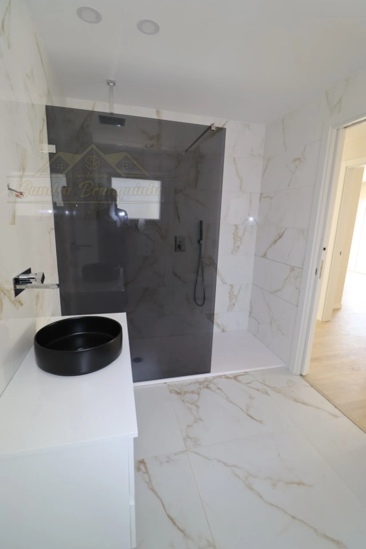 Moradia T5 para Venda em Ponte do Rol Foto 60