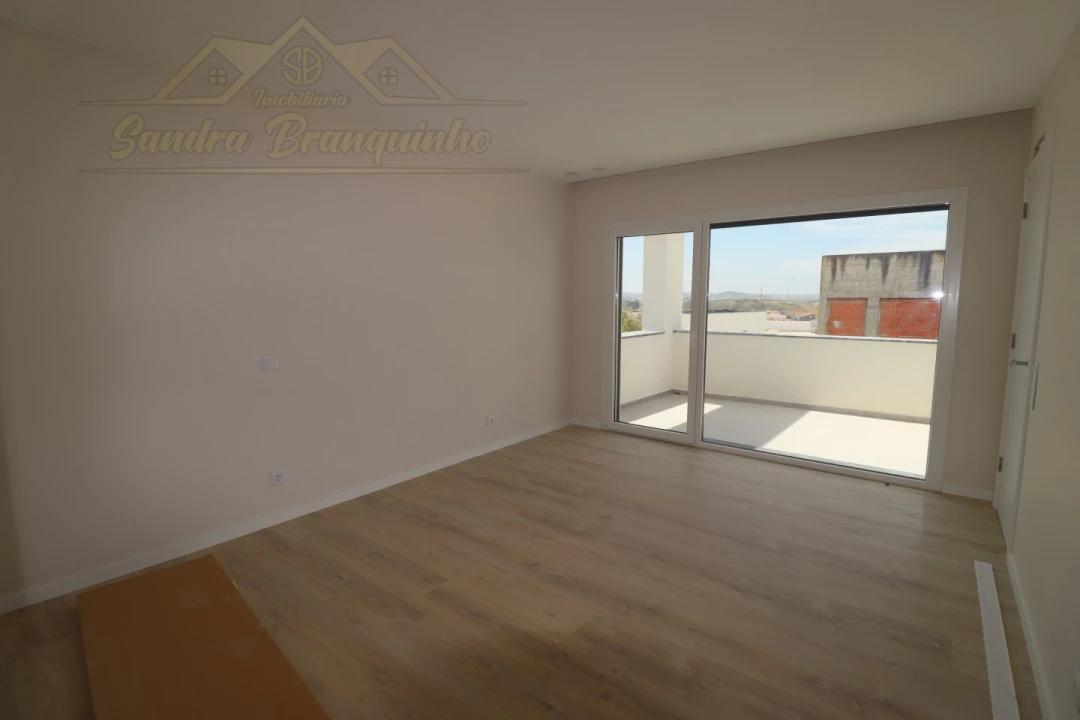 Moradia T5 para Venda em Ponte do Rol Foto 66