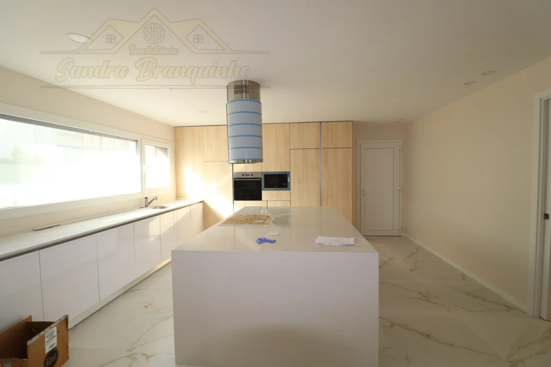 Moradia T5 para Venda em Ponte do Rol Foto 36