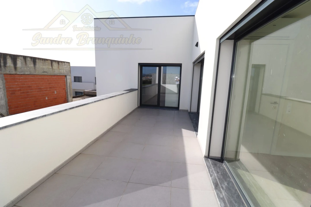 Moradia T5 para Venda em Ponte do Rol Foto 62