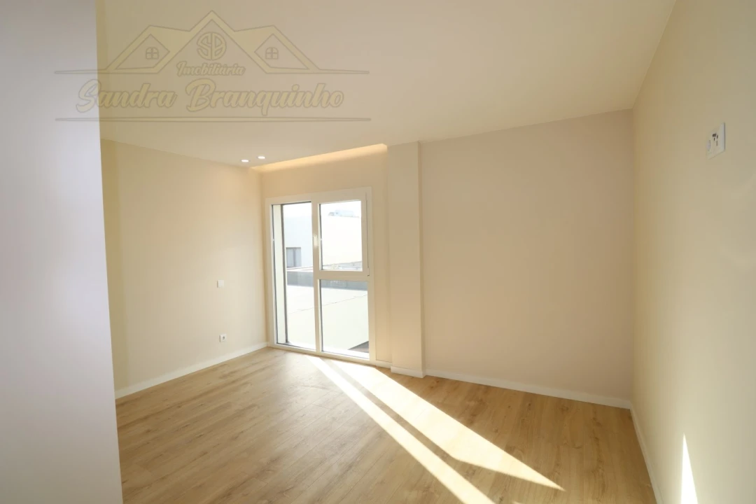 Moradia T5 para Venda em Ponte do Rol Foto 71