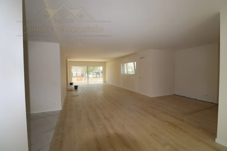 Moradia T5 para Venda em Ponte do Rol Foto 24