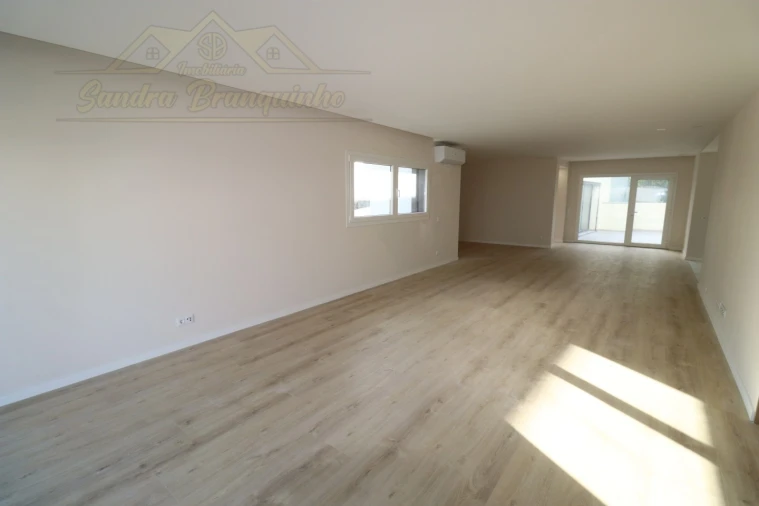 Moradia T5 para Venda em Ponte do Rol Foto 29