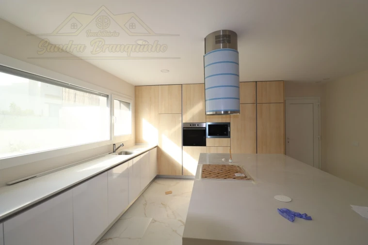 Moradia T5 para Venda em Ponte do Rol Foto 37