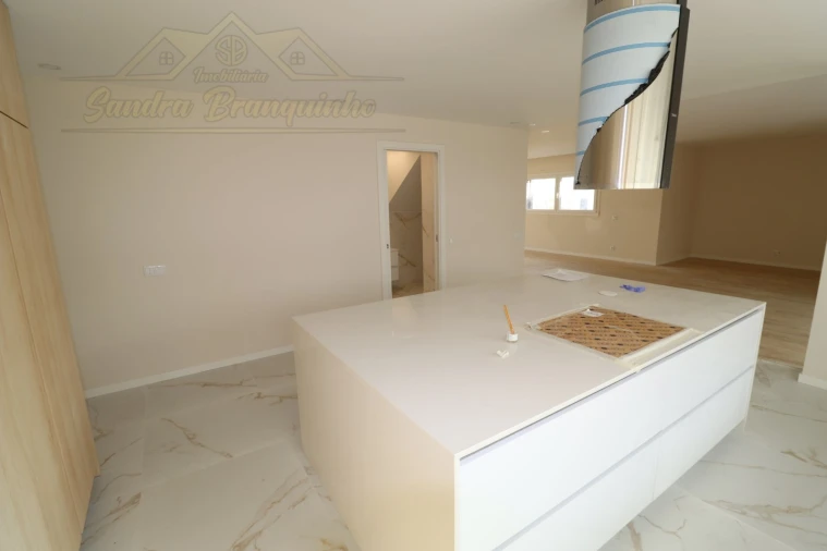 Moradia T5 para Venda em Ponte do Rol Foto 40