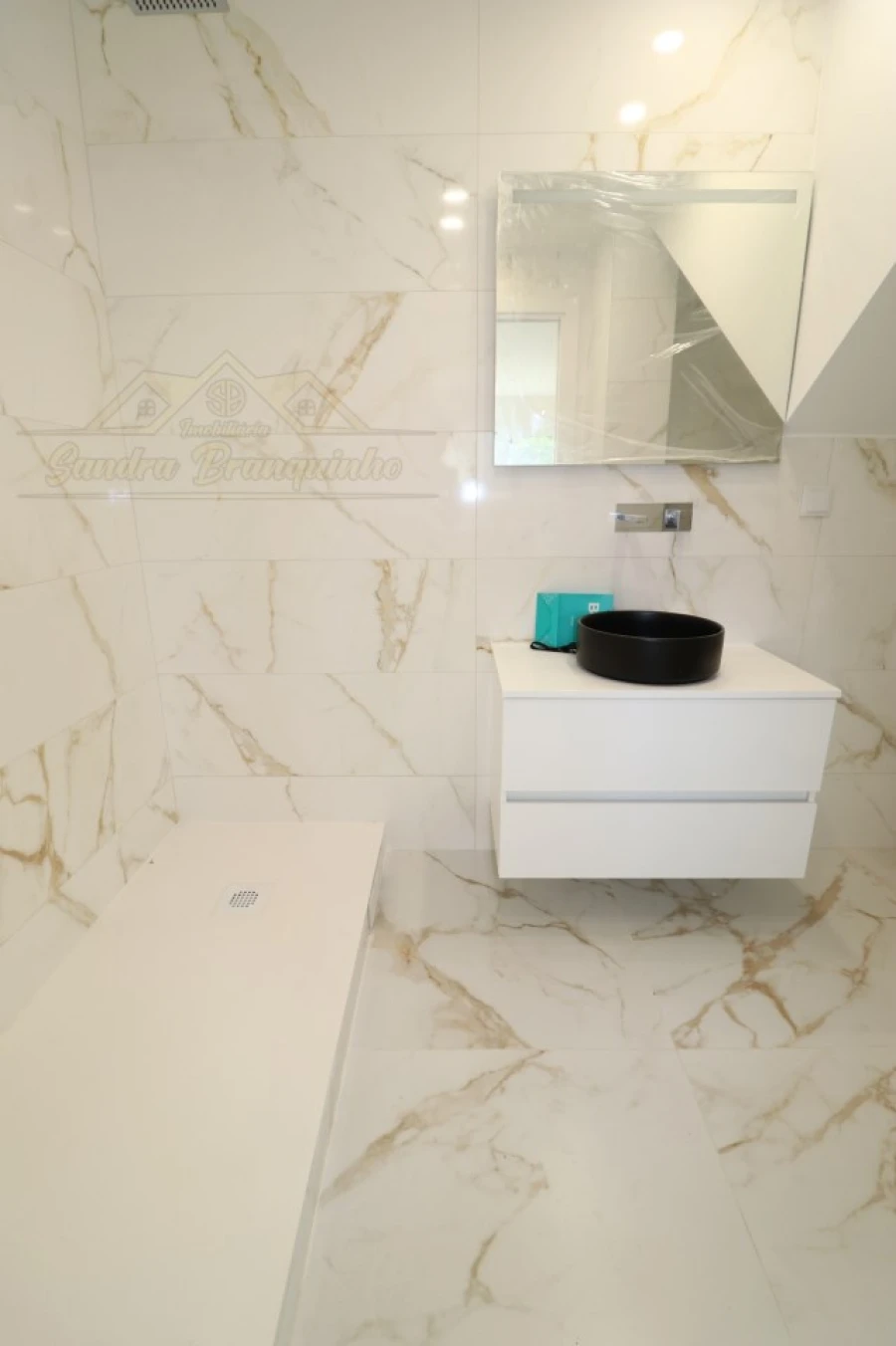 Moradia T5 para Venda em Ponte do Rol Foto 43