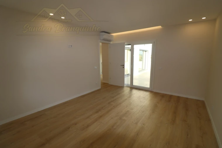 Moradia T5 para Venda em Ponte do Rol Foto 67