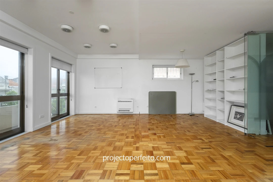 Escritório para Arrendamento em Espinho Foto 4