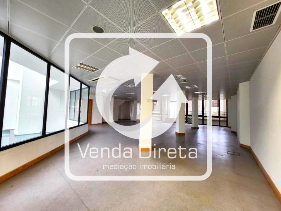 Prédio para Venda em Nossa Senhora da Conceição, São Pedro e São Dinis Foto 12