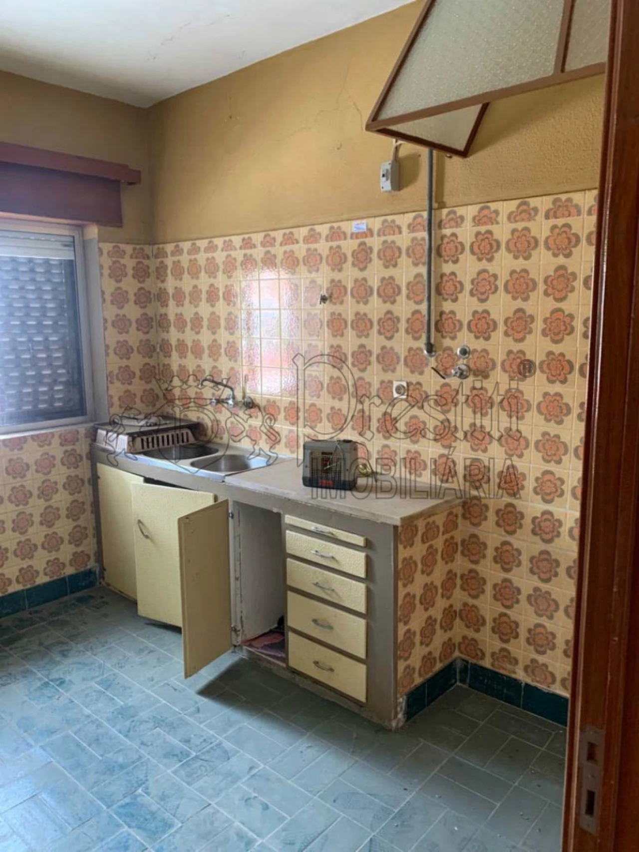 Prédio para Venda em Mirandela Foto 7