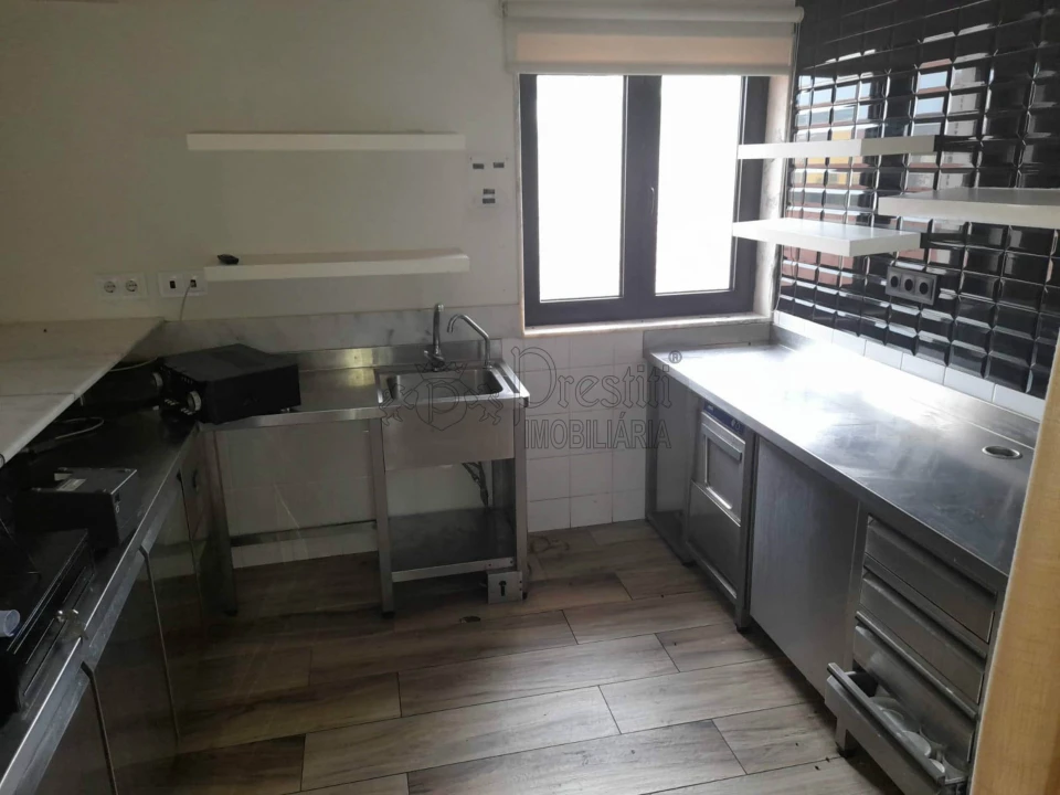 Prédio para Venda em Mirandela Foto 26