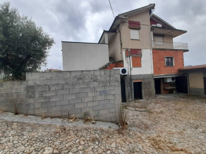 Prédio para Venda em Mirandela Foto 33
