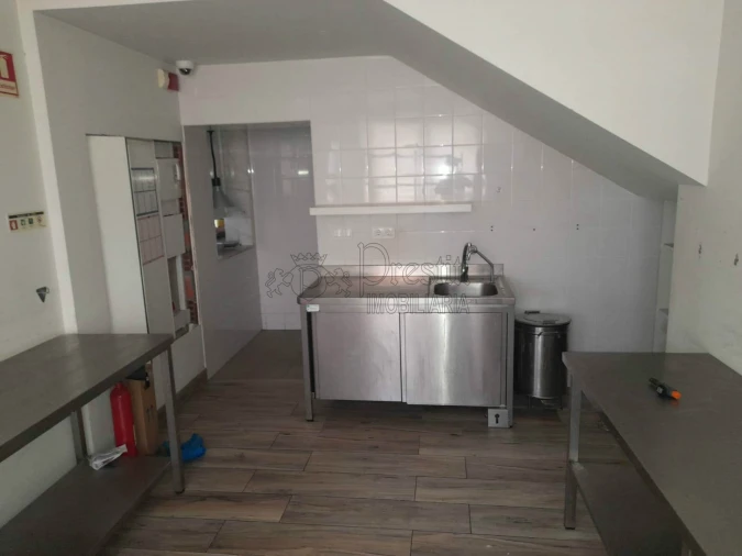 Prédio para Venda em Mirandela Foto 27