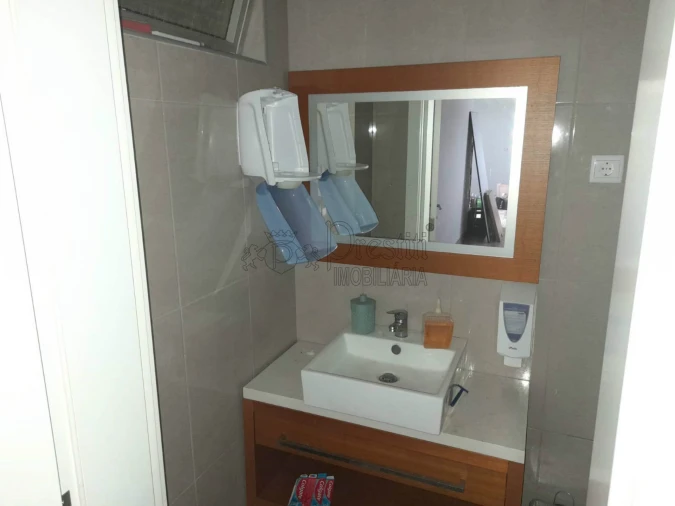 Prédio para Venda em Mirandela Foto 36