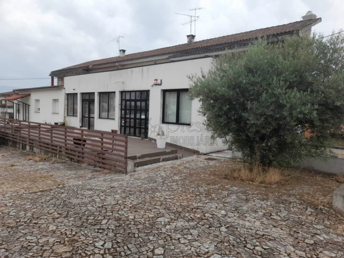 Prédio para Venda em Mirandela Foto 2