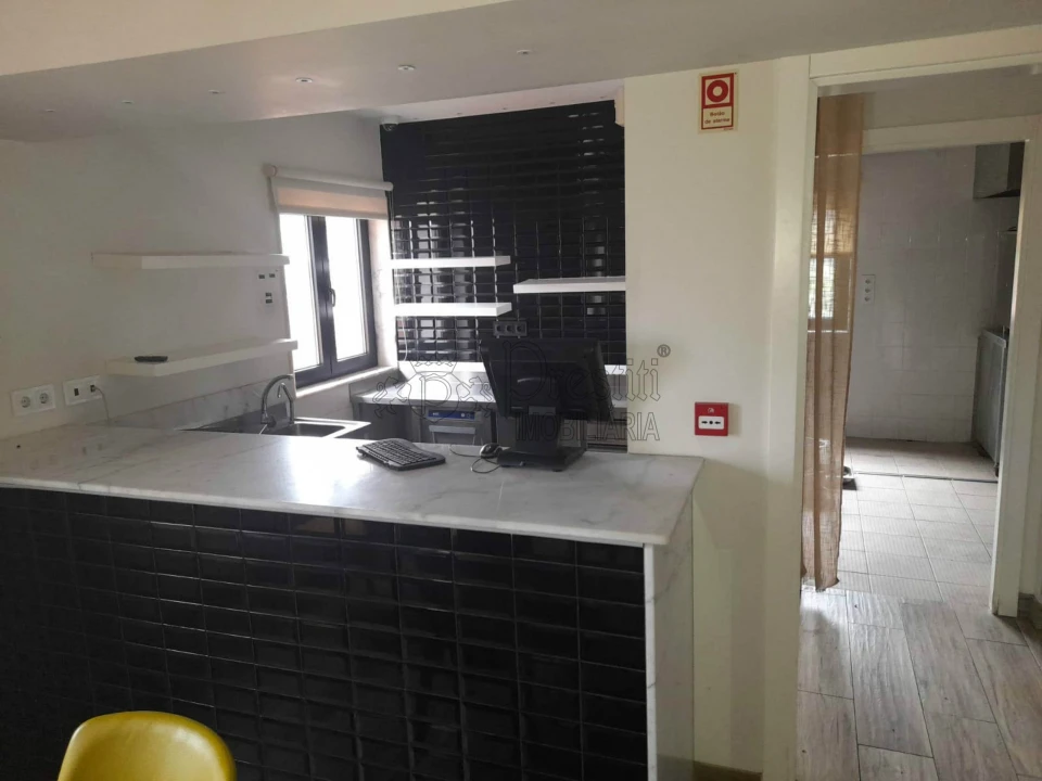 Prédio para Venda em Mirandela Foto 25