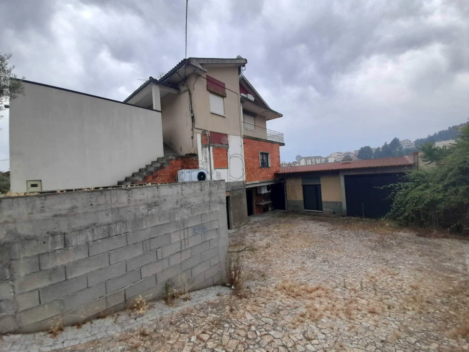 Prédio para Venda em Mirandela Foto 32
