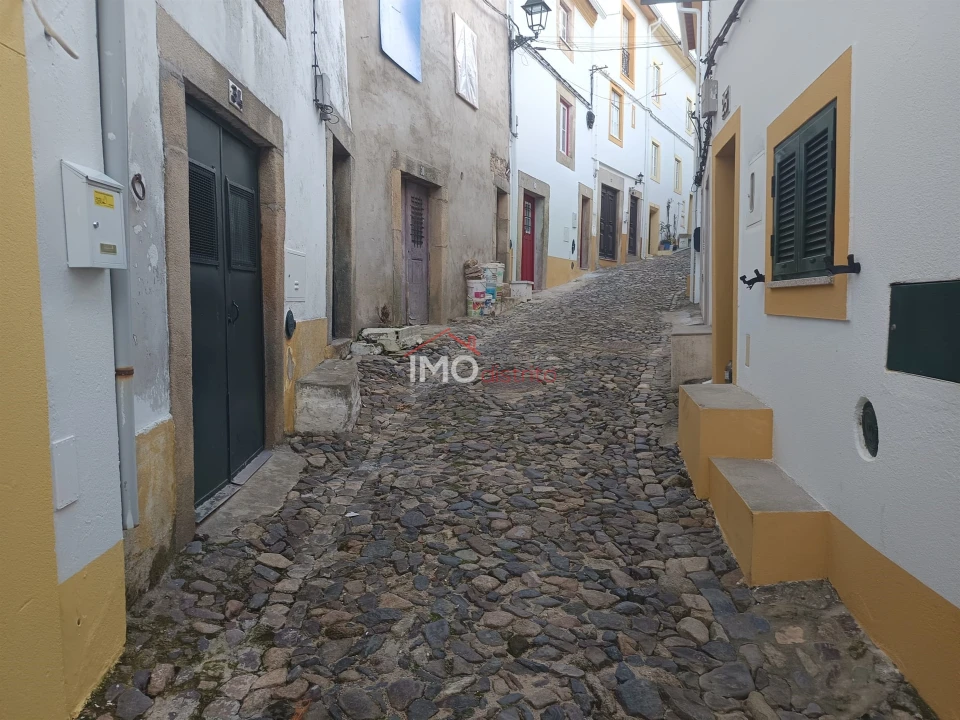 Moradia T5 para Venda em Santa Maria da Devesa Foto 1
