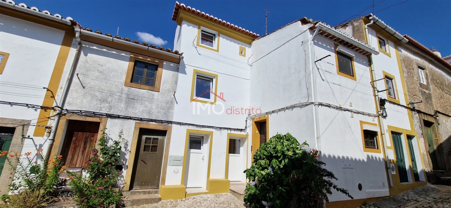 Moradia T1 para Venda em Santa Maria da Devesa Foto 1