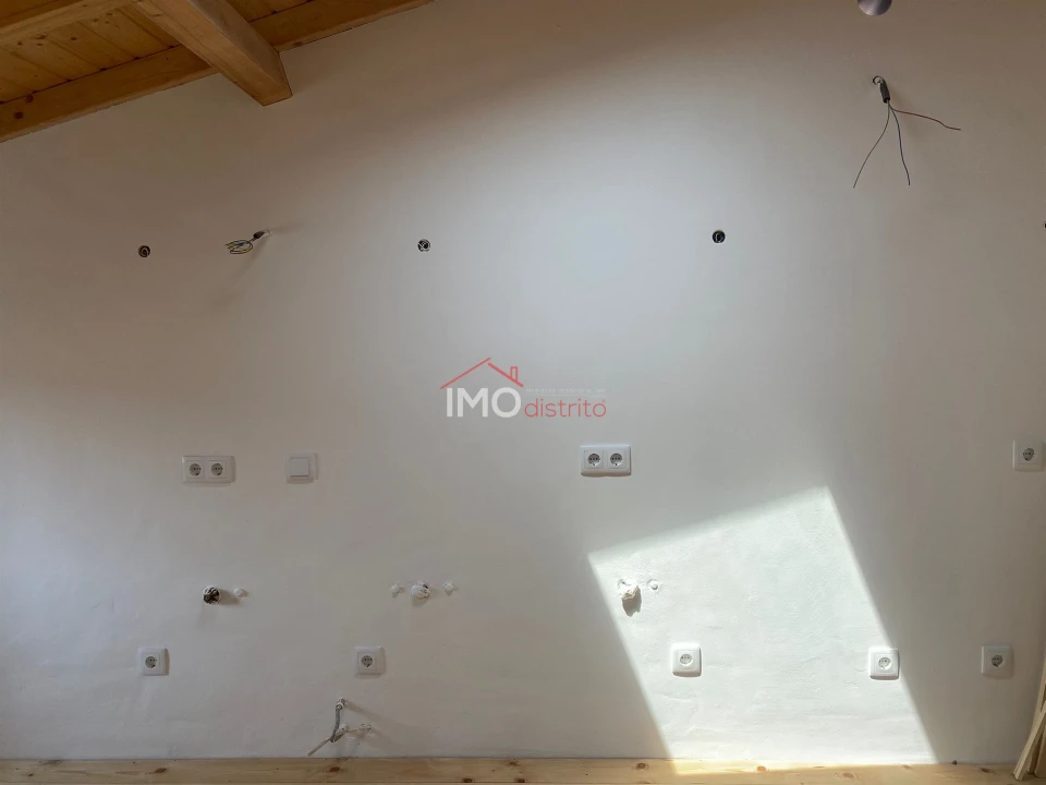 Moradia T1 para Venda em Santa Maria da Devesa Foto 23