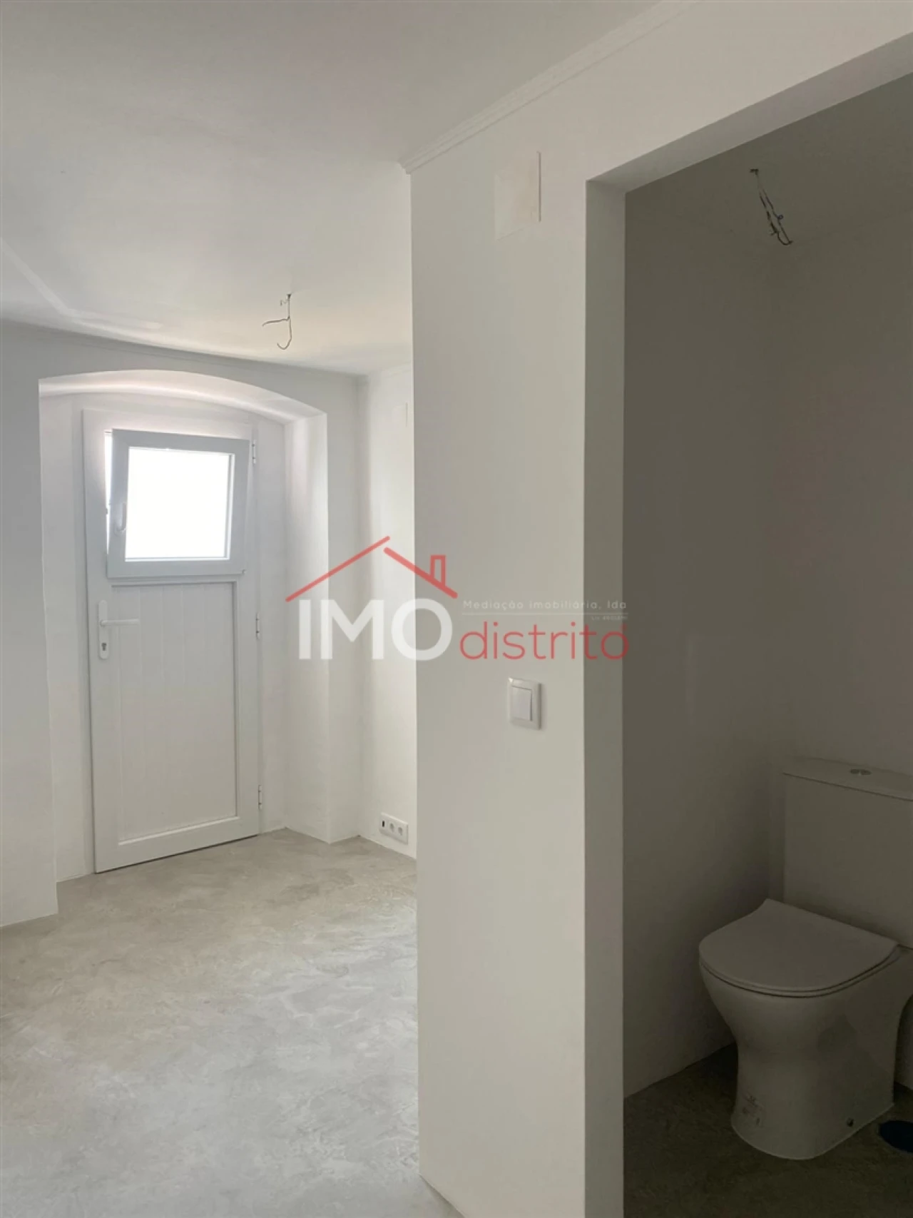 Moradia T1 para Venda em Santa Maria da Devesa Foto 7