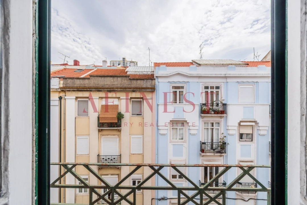 Apartamento T2 para Venda em Arroios Foto 2