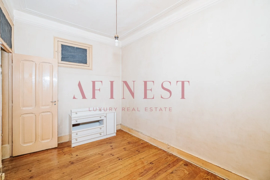 Apartamento T2 para Venda em Arroios Foto 9