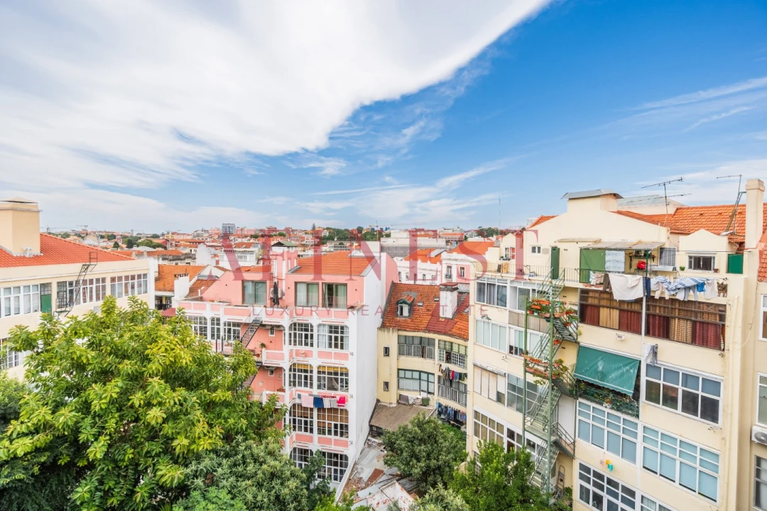 Apartamento T2 para Venda em Arroios Foto 36