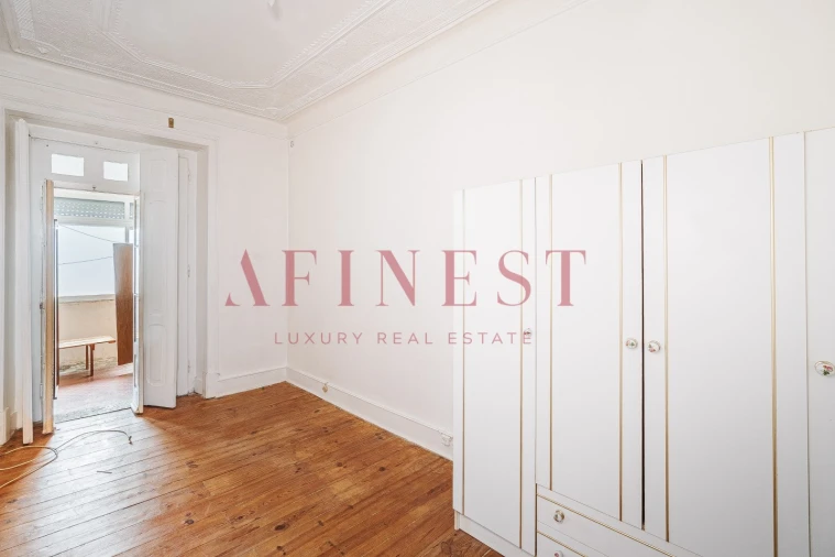 Apartamento T2 para Venda em Arroios Foto 12