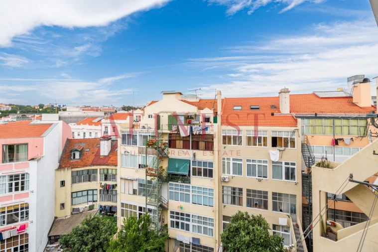 Apartamento T2 para Venda em Arroios Foto 37