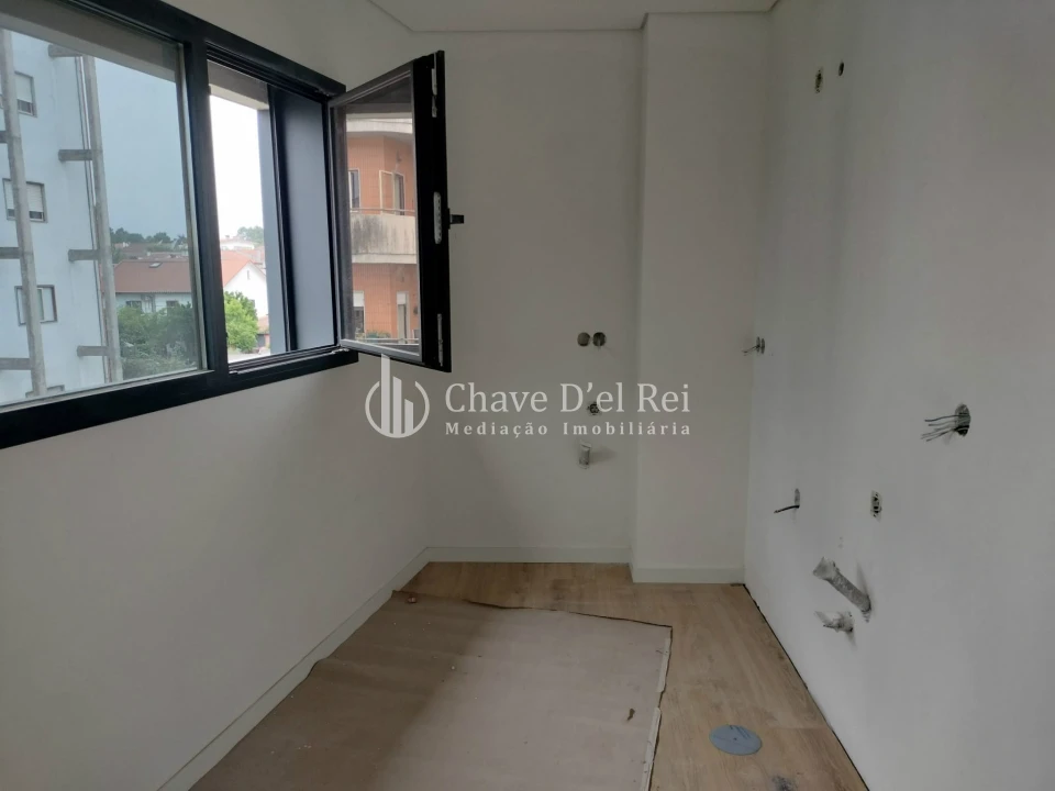 Apartamento T1 para Venda em Repeses e São Salvador Foto 7