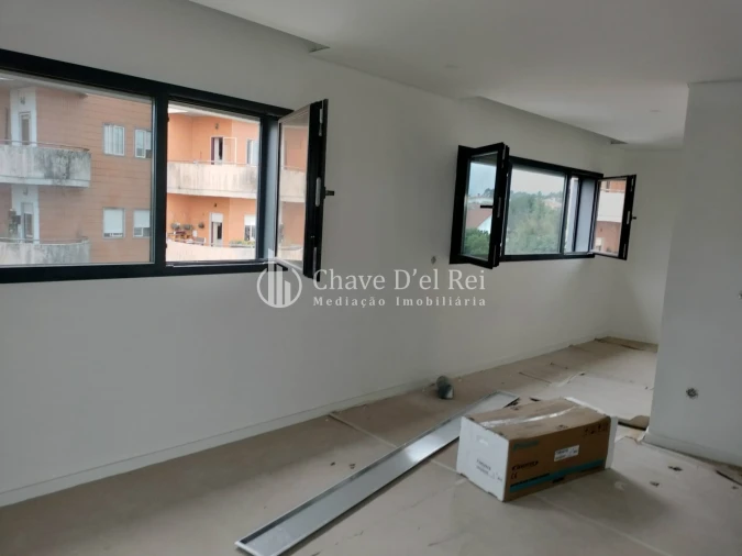 Apartamento T1 para Venda em Repeses e São Salvador Foto 4