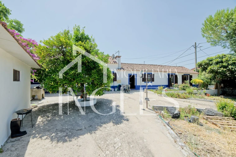 Moradia T2 para Venda em Romeira e Várzea Foto 1