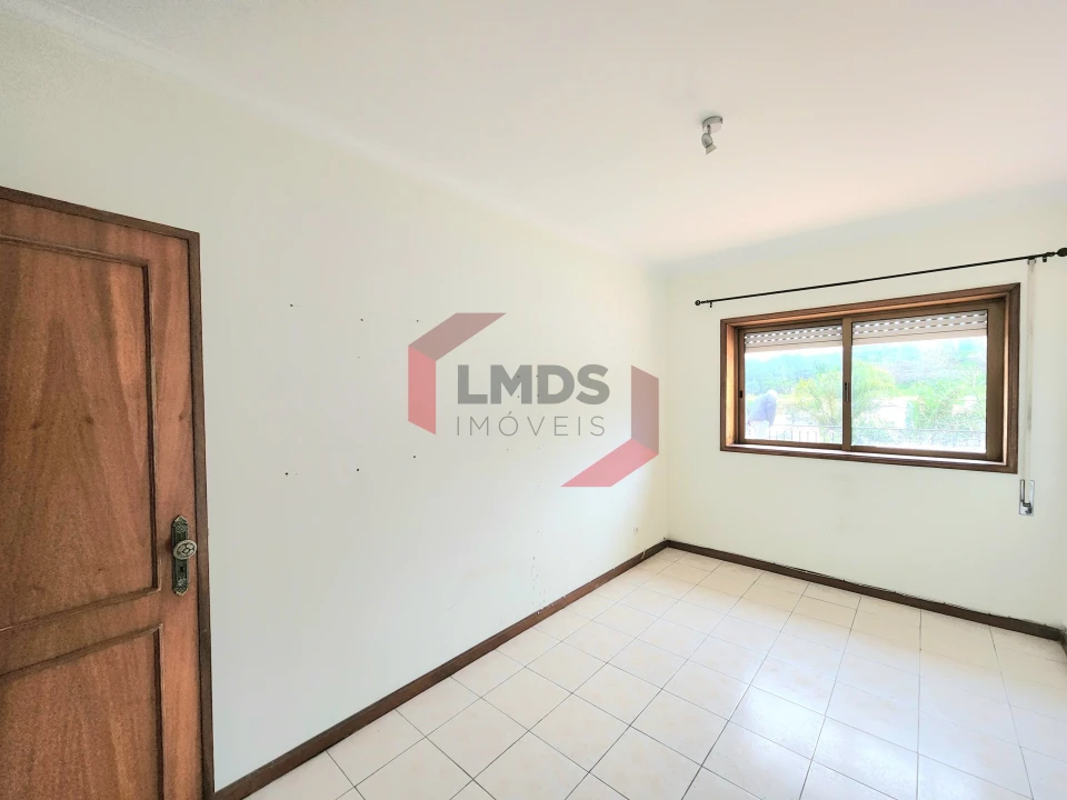 Apartamento T3 para Venda em Serzedo e Perosinho Foto 20