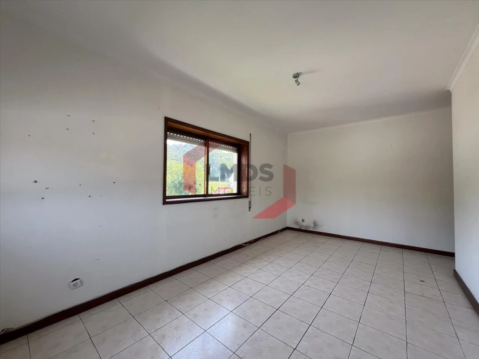 Apartamento T3 para Venda em Serzedo e Perosinho Foto 10