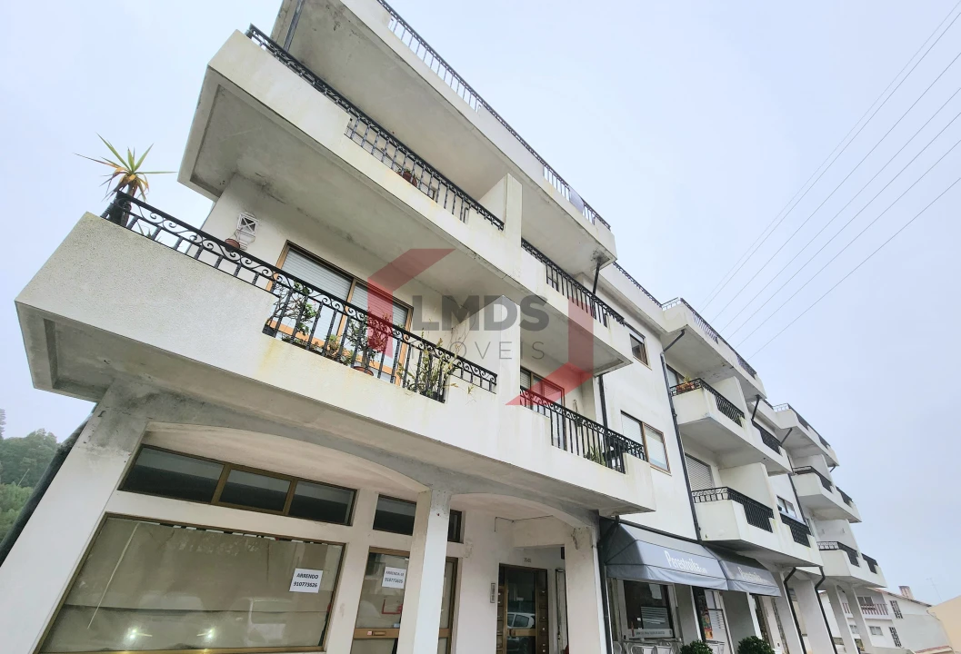 Apartamento T3 para Venda em Serzedo e Perosinho Foto 2