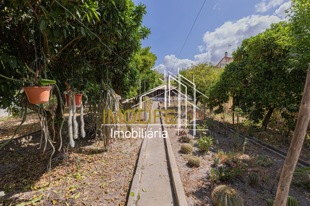 Moradia T3 para Venda em Cabeção Foto 4