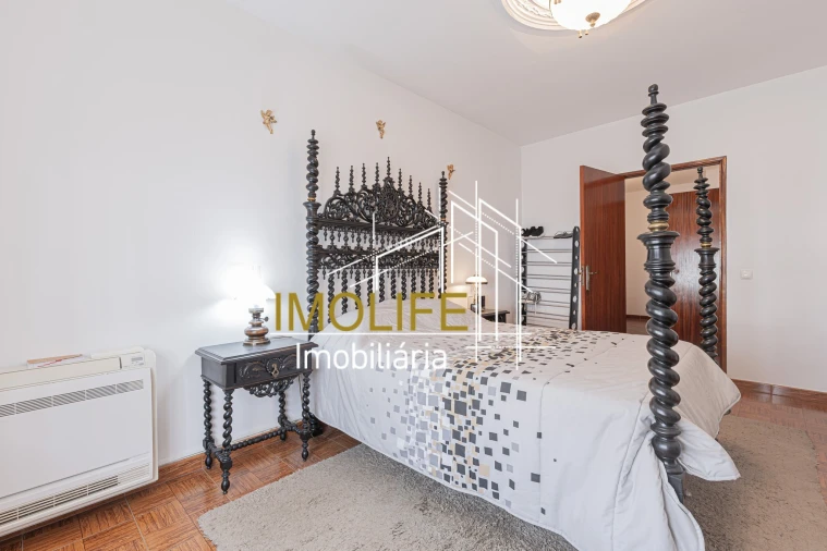 Moradia T3 para Venda em Cabeção Foto 18