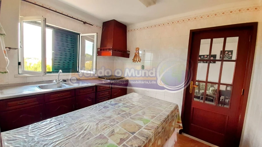 Moradia T2 para Venda em Branca Foto 5