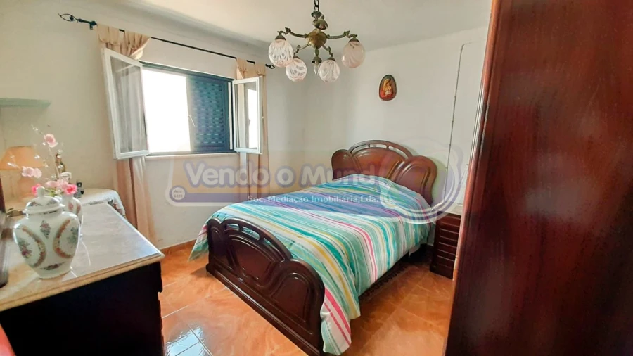 Moradia T2 para Venda em Branca Foto 11