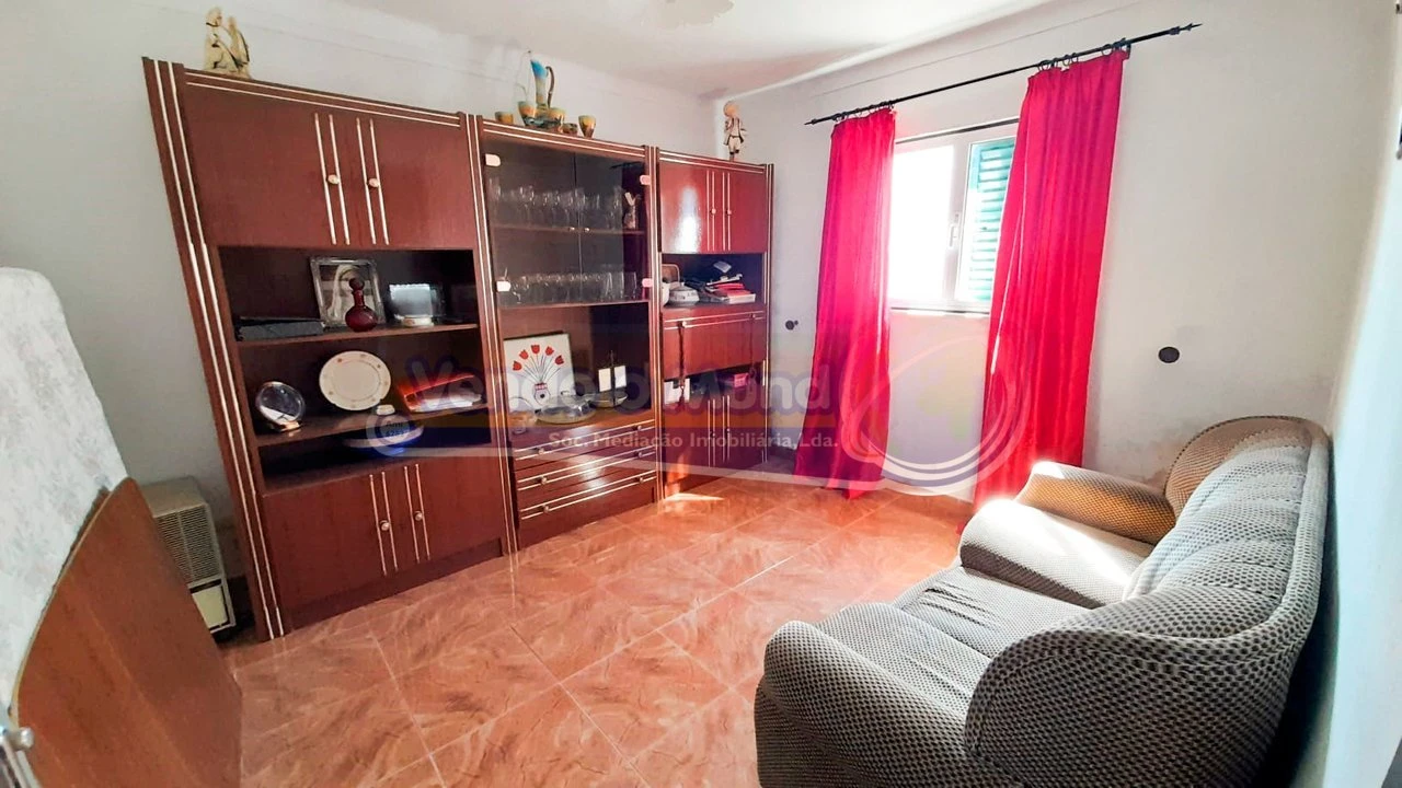 Moradia T2 para Venda em Branca Foto 7